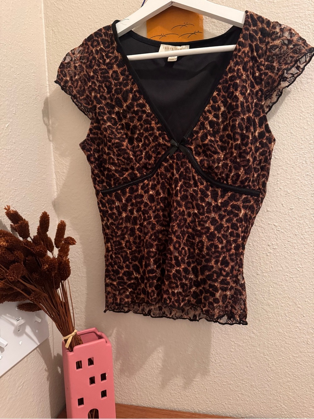 Grunge 90’s/ Hope Sandoval vibe animal print